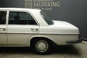 Bild 29/50 von Mercedes-Benz 280 SE (1970)
