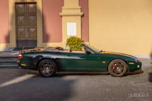 Image 53/70 of Jaguar XKR (2004)