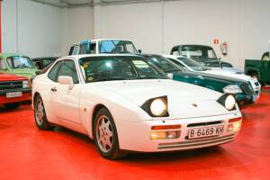 Image 39/45 of Porsche 944 S2 (1989)