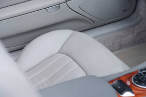 Image 35/60 of Mercedes-Benz SL 65 AMG (2004)