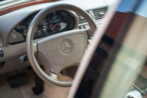 Bild 26/74 von Mercedes-Benz C 280 (1993)