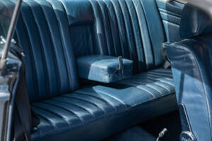 Image 38/40 of Mercedes-Benz 250 CE (1970)