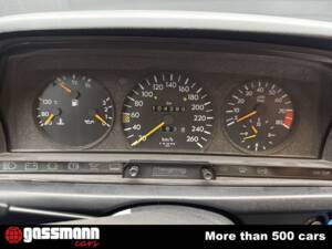 Bild 11/15 von Mercedes-Benz 190 E 2.5-16V (1991)