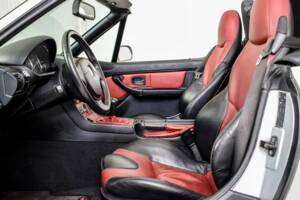 Bild 31/50 von BMW Z3 2.0 (2000)