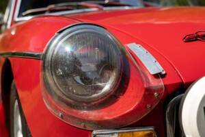 Image 11/50 of MG MGB GT (1970)