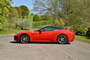 Afbeelding 23/50 van Ferrari California (2011)