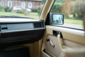 Imagen 32/42 de Mercedes-Benz 190 E (1984)