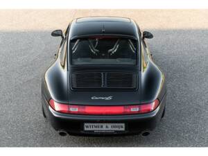 Imagen 4/29 de Porsche 911 Carrera S (1997)