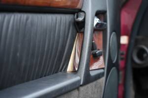 Image 44/95 of Mercedes-Benz 300 SL (1993)