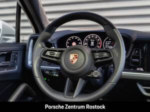 Bild 7/31 von Porsche Cayenne Coupé E-Hybrid (2026)