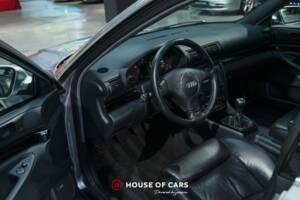 Bild 14/24 von Audi RS4 Avant (2001)