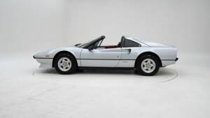 Immagine 8/15 di Ferrari 308 GTS Quattrovalvole (1983)