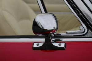 Image 5/23 of Maserati Mistral 3700 Spyder (1967)