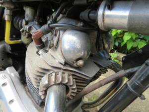 Image 22/47 of Norton Commando 850 Roadster (1974)