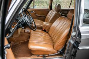 Image 11/36 of Mercedes-Benz 300 SEL 6.3 (1970)