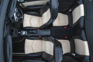 Image 41/50 of Porsche 911 Turbo S (2011)