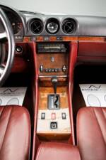 Image 31/48 of Mercedes-Benz 560 SL (1988)