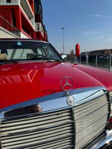 Image 58/65 of Mercedes-Benz 200 D (1982)