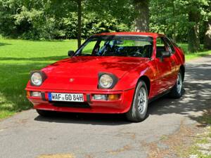 Image 2/42 de Porsche 924 (1984)