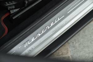Bild 25/50 von Maserati GranTurismo 4.2 (2008)