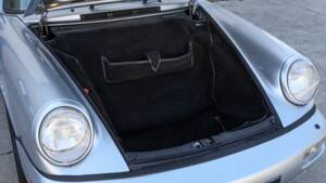 Image 44/46 of Porsche 911 Carrera 2 (1991)