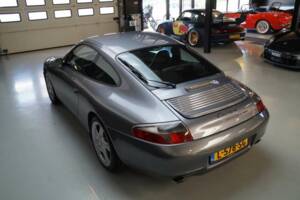 Bild 35/50 von Porsche 911 Carrera (2001)