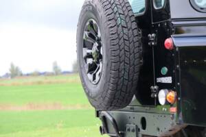 Bild 46/50 von Land Rover Defender 130 Double Cab (2007)