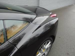 Image 24/99 of Ferrari California (2010)