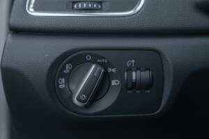 Bild 37/50 von Audi Q3 2.0 TDI quattro (2012)