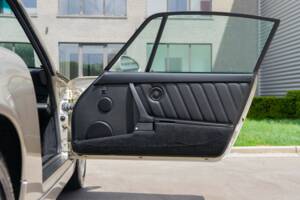 Bild 24/31 von Porsche 911 Carrera 4 (1990)