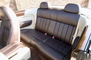 Image 33/50 de Bentley Azure (2008)