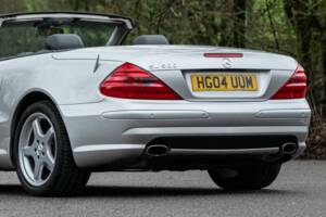 Image 11/36 de Mercedes-Benz SL 500 (2004)