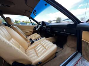 Afbeelding 15/16 van Ferrari 328 GTB (1989)