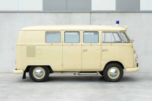 Bild 8/37 von Volkswagen T1 Kastenwagen (1966)