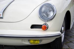 Image 21/39 de Porsche 356 B Carrera 2/2000 GS (1963)