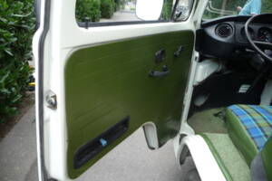 Bild 48/126 von Volkswagen T2b Westfalia (1973)