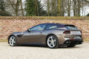 Immagine 2/50 di Ferrari GTC4Lusso (2018)