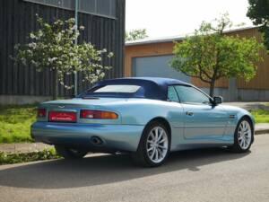 Bild 2/31 von Aston Martin DB 7 Vantage Volante (2001)