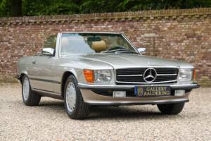 Image 50/50 de Mercedes-Benz 560 SL (1988)