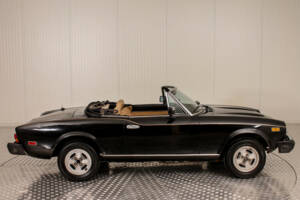 Image 13/45 of FIAT Spider 2000 (1979)