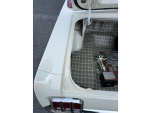Image 48/50 de Ford Mustang 390 GTA (1966)