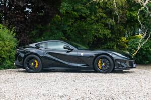 Immagine 4/22 di Ferrari 812 Superfast (2018)