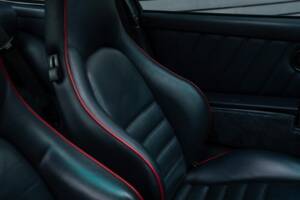 Image 30/50 of Porsche 911 Turbo LE (1989)