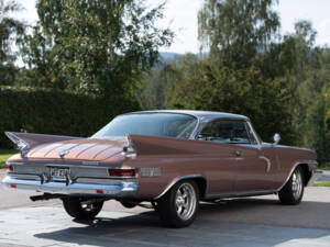Afbeelding 14/84 van Chrysler New Yorker 2-Door Hardtop (1961)