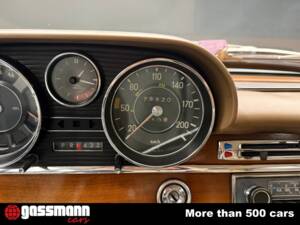 Image 12/15 of Mercedes-Benz 250 SE (1967)