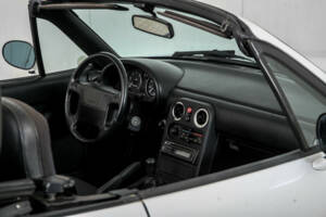 Image 29/50 de Mazda MX-5 1.6 (1990)