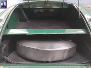 Image 40/57 of Jaguar XK 120 SE OTS (1953)