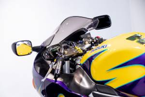 Bild 10/10 von Suzuki DUMMY (2001)