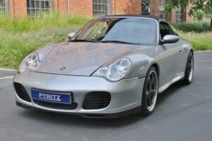 Bild 3/17 von Porsche 911 Carrera 4 (2004)