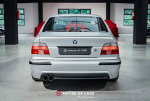 Bild 8/23 von BMW 540i (1999)